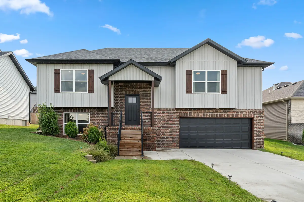 1106 S Strait Avenue, Ozark, MO 65721 - #1