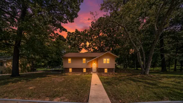 2508 Ginger Drive, West Plains, MO 65775