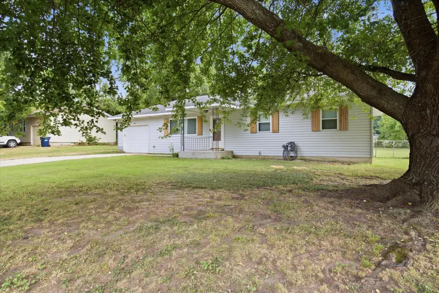 128 Wilson Way, Marshfield, MO 65706 - #3