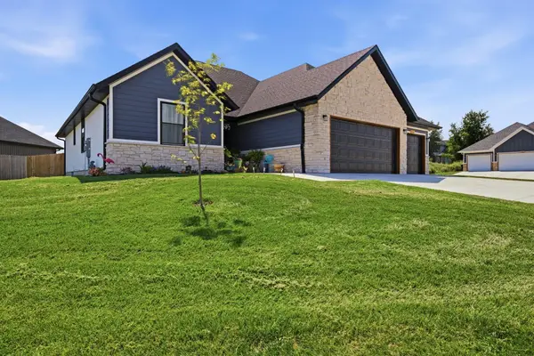 3014 E Heritage Street, Republic, MO 65738