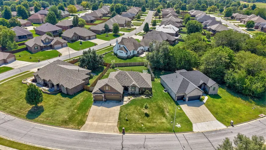 1124 E Headley Street, Springfield, MO 65803 - #2