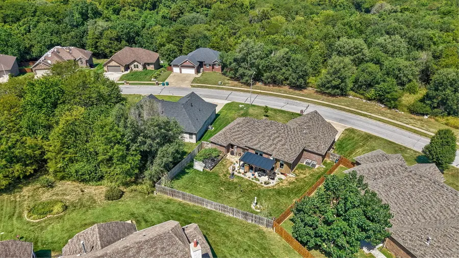 1124 E Headley Street, Springfield, MO 65803 - #3