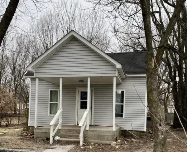 910 S Jackson Avenue, Joplin, MO 64801