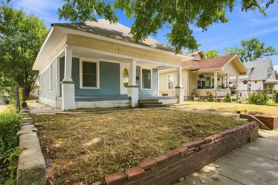 1511 S Pennsylvania Avenue, Joplin, MO 64804 - #3