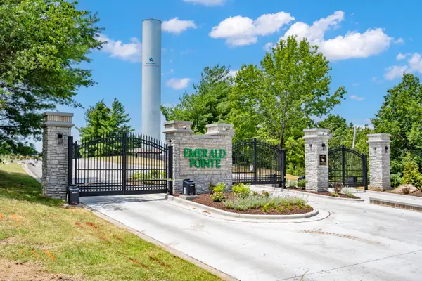 115 Upper Emerald Bay Circle #F-4, Hollister, MO 65672