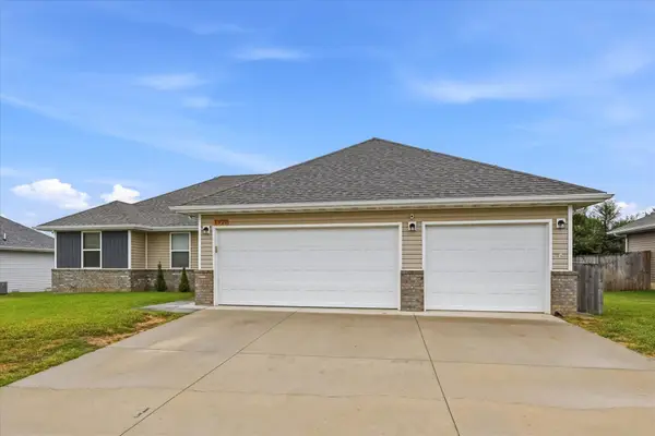 1320 S Olde Savannah Avenue, Republic, MO 65738