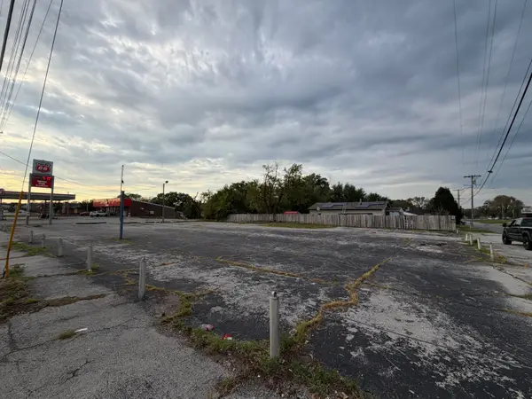 2301 W 7th Street, Joplin, MO 64801