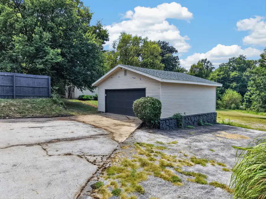 3144 W Heritage Drive, Ozark, MO 65721 - #2