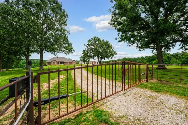 10780 State Hwy Kk, Marshfield, MO 65706