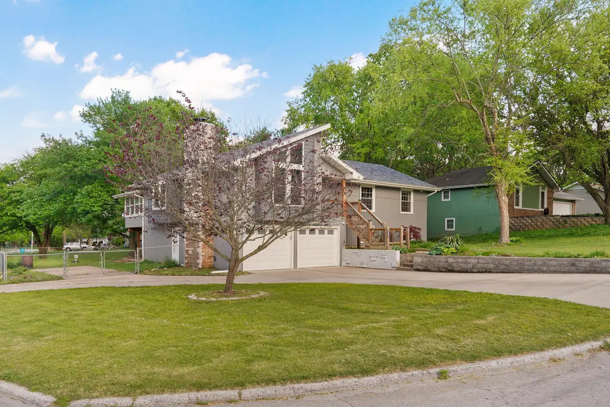 4740 S Glenn Avenue, Springfield, MO 65810 - #1