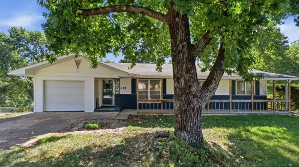 218 Pine Street, West Plains, MO 65775
