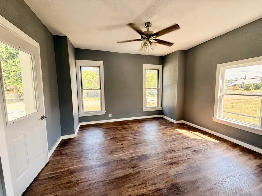 311 S Greene Street, Mountain Grove, MO 65711 - #3