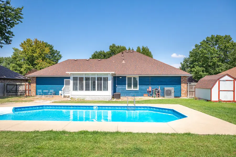 706 W Wasson Drive, Nixa, MO 65714 - #2