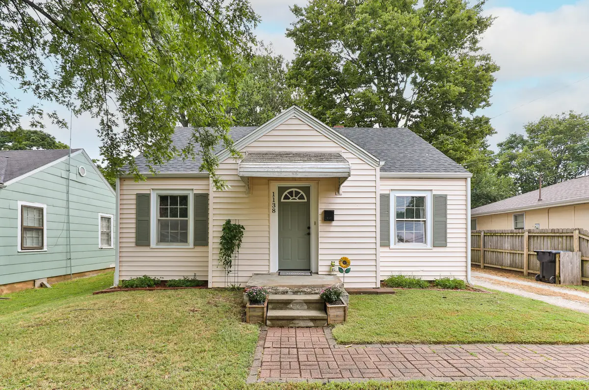 1138 S Fort Avenue, Springfield, MO 65807 - #1