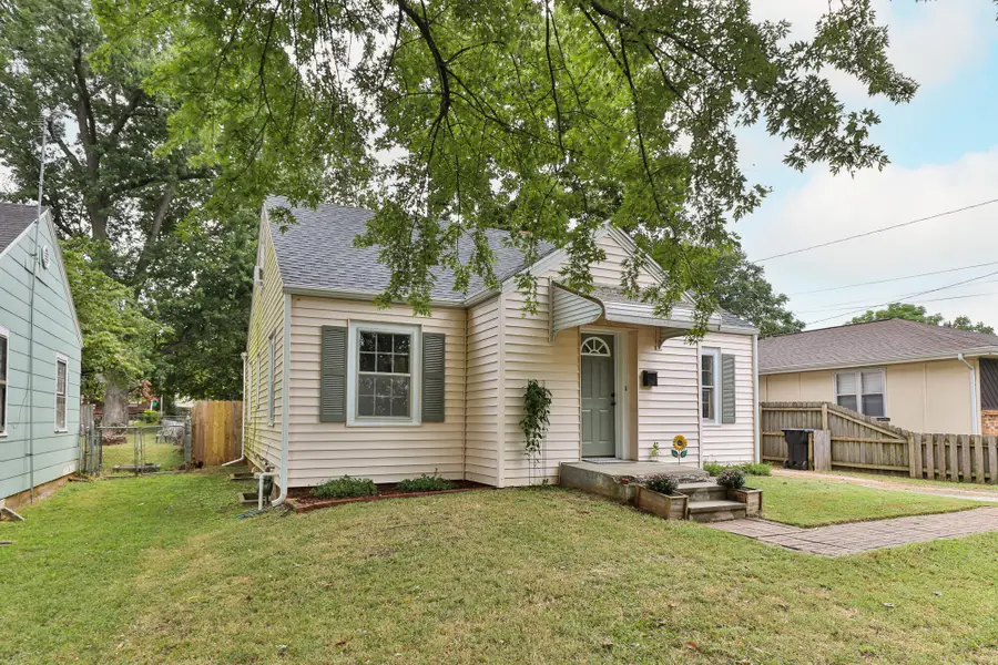 1138 S Fort Avenue, Springfield, MO 65807 - #3