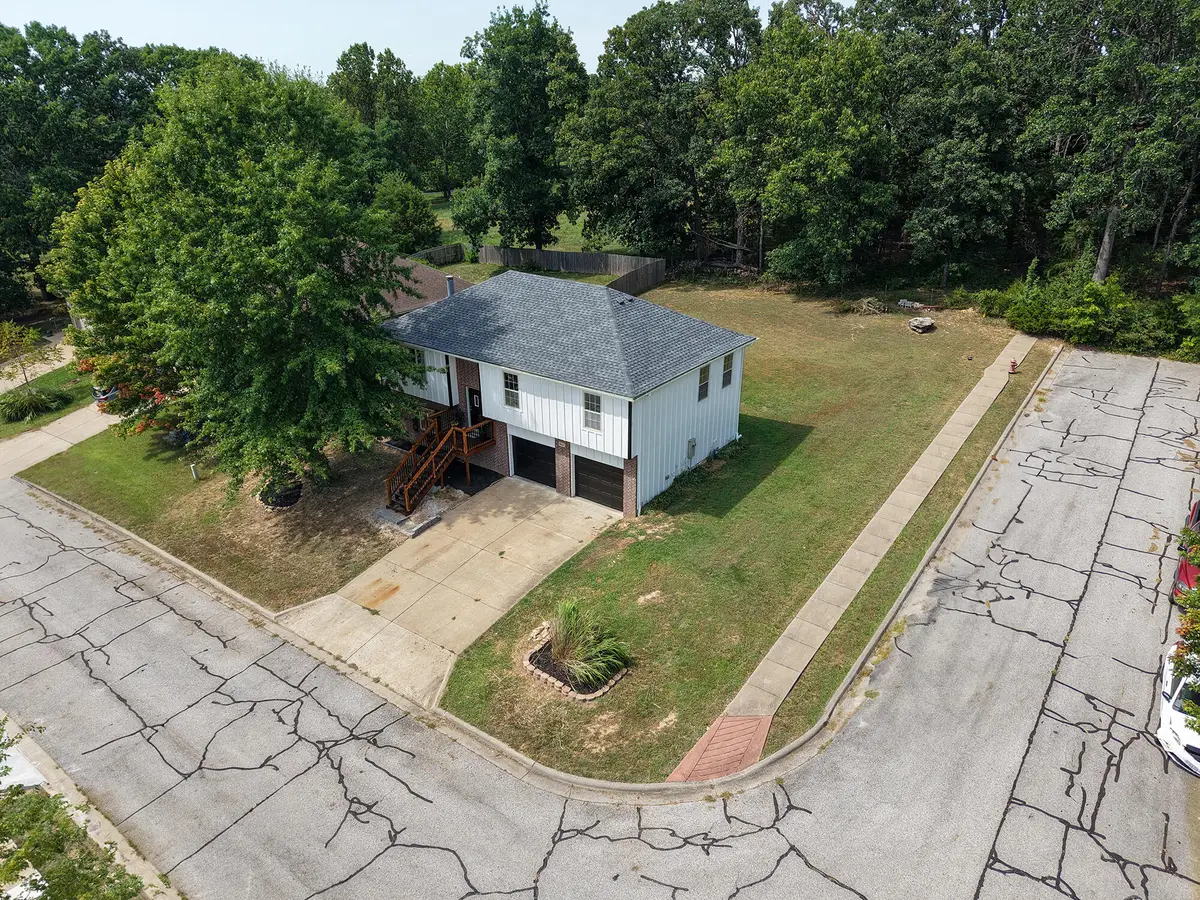 2013 E Jay Street, Ozark, MO 65721 - #1