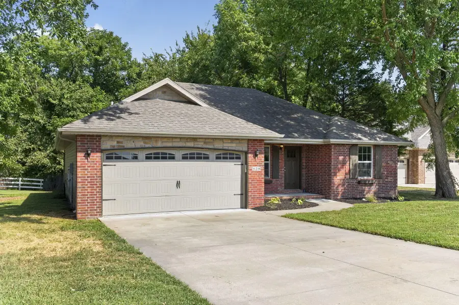 820 S Trail Point Court, Nixa, MO 65714 - #3