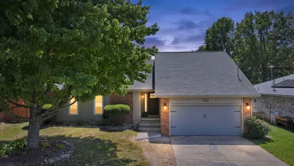 2738 E Verona Street, Springfield, MO 65804