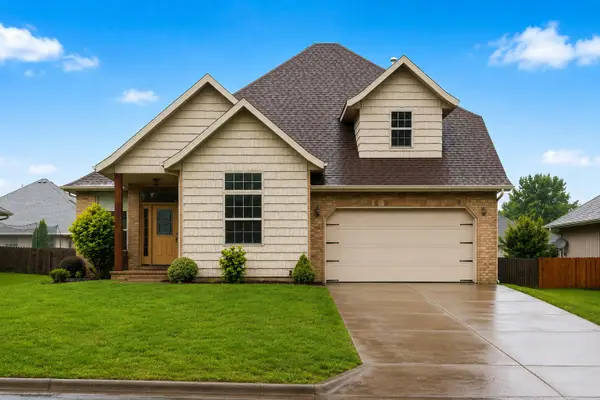 5535 S Dayton Avenue, Springfield, MO 65810