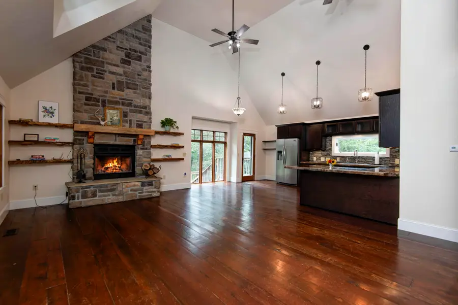 511 Timberlane Drive, Branson, MO 65616 - #3