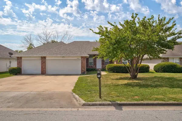 2834 W Lasalle Street, Springfield, MO 65807