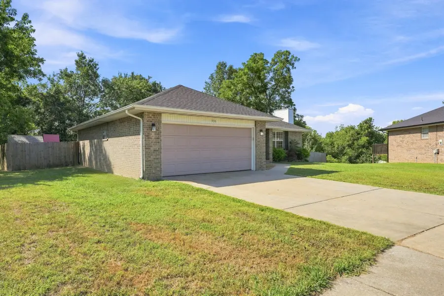 936 S Duke Court, Springfield, MO 65802 - #3