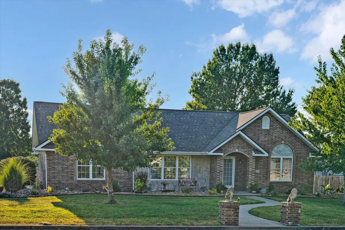 1485 S Village Lane, Bolivar, MO 65613 - #1