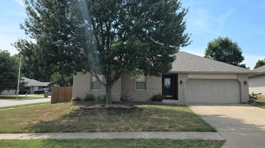 847 S Canton Avenue, Springfield, MO 65802 - #2