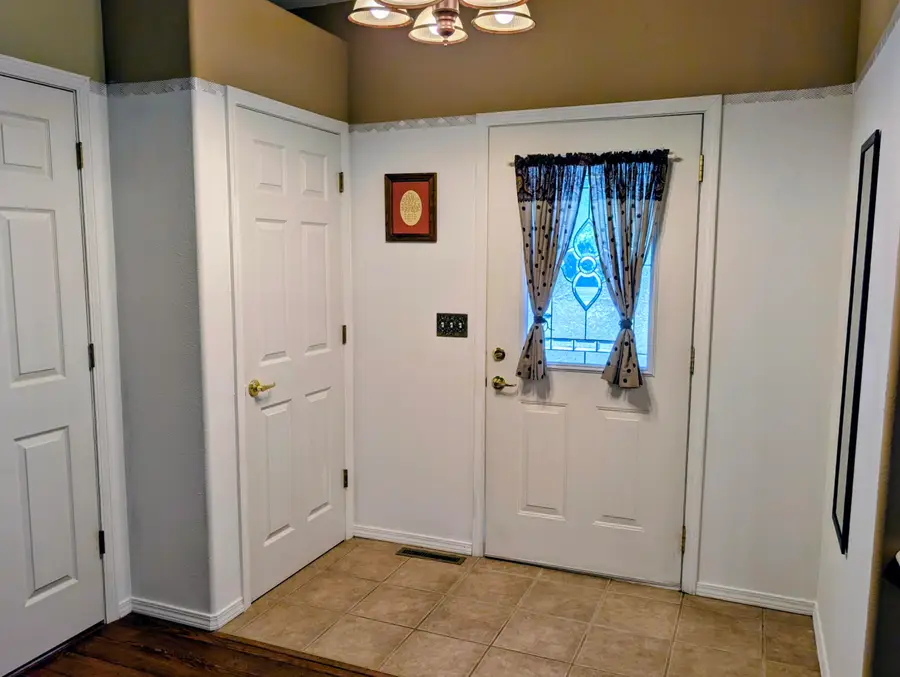 228 N Catamount Boulevard, Branson West, MO 65737 - #3