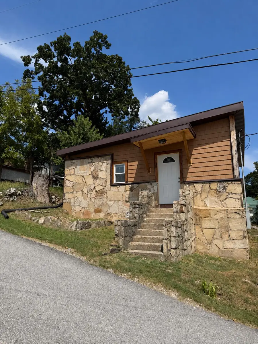 130 Lotus Avenue, Rockaway Beach, MO 65740 - #2