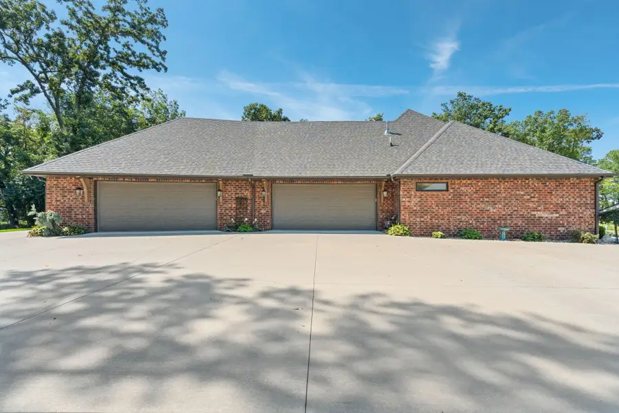 878 E Galway Court, Nixa, MO 65714 - #3