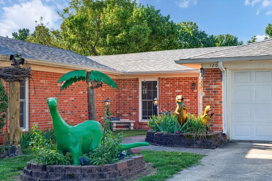 1206 Kemp Drive, Bolivar, MO 65613 - #2
