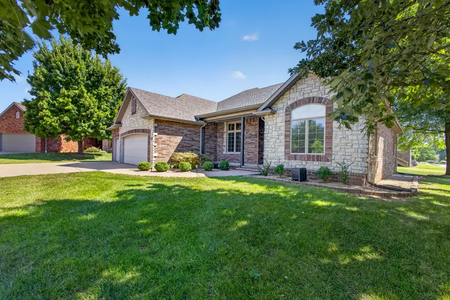 1352 N Lennox Court, Springfield, MO 65802 - #3