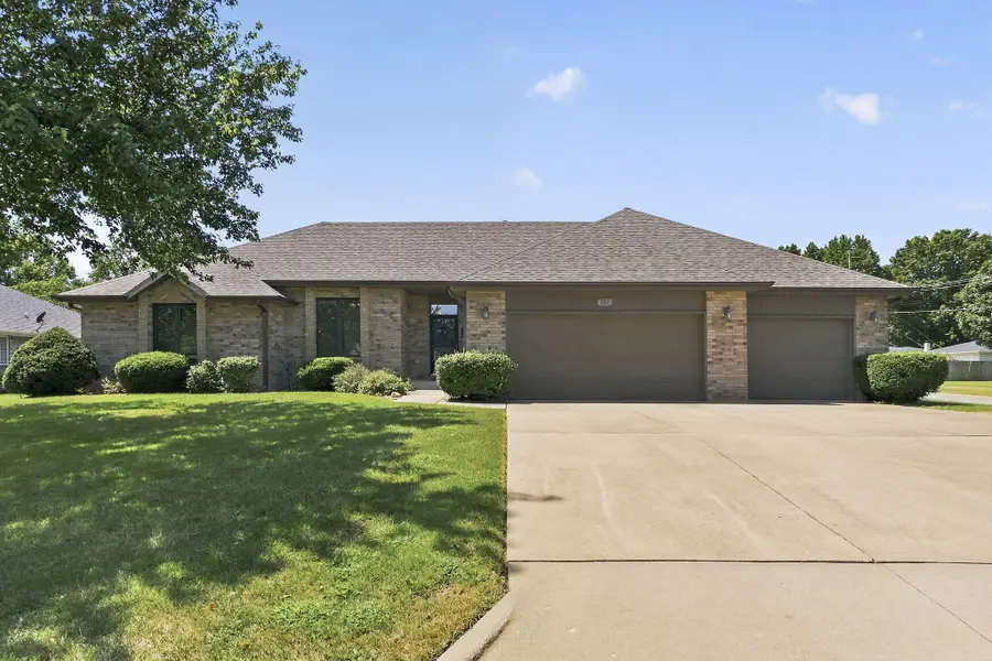 509 N Niangua Drive, Nixa, MO 65714 - #2