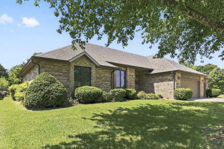 509 N Niangua Drive, Nixa, MO 65714 - #3