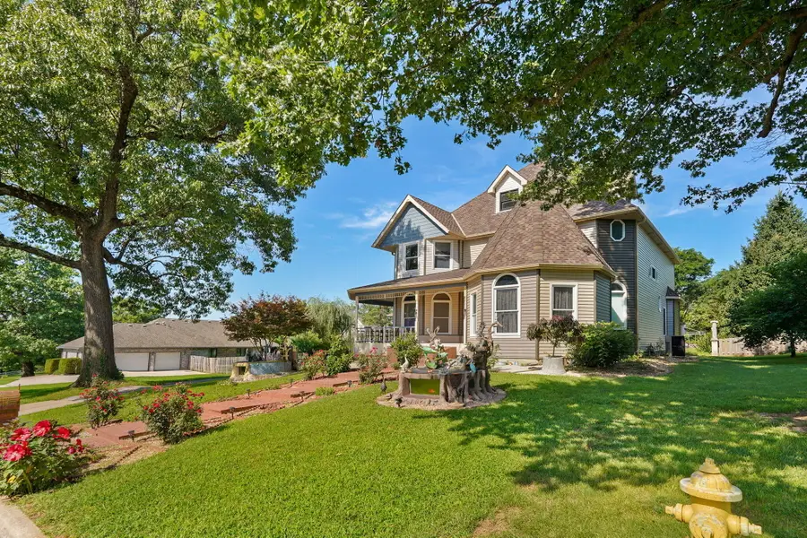 4967 S Buckingham Lane, Springfield, MO 65810 - #2