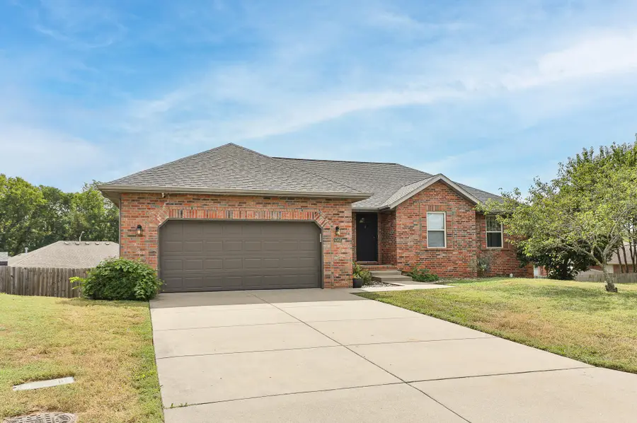 5348 W Basswood Court, Springfield, MO 65802 - #2
