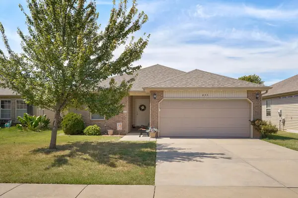 635 S Mahn Avenue, Springfield, MO 65802