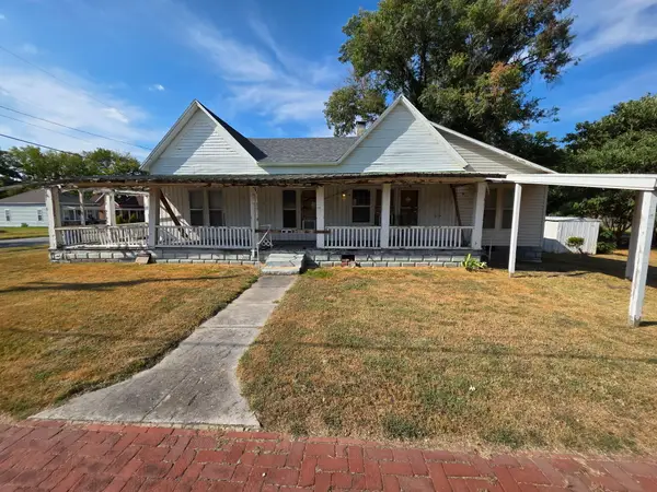 501 N High Street, Neosho, MO 64850