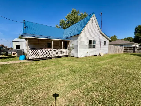 501 W Park Street, Seymour, MO 65746