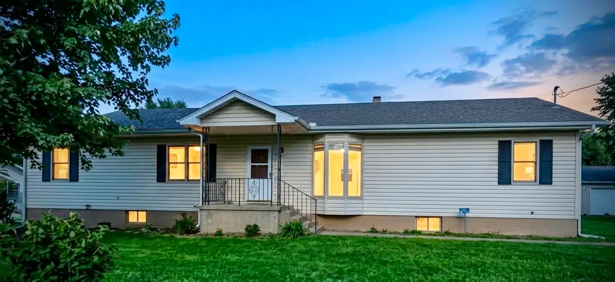 1232 N Tucker Street, Nevada, MO 64772 - #1