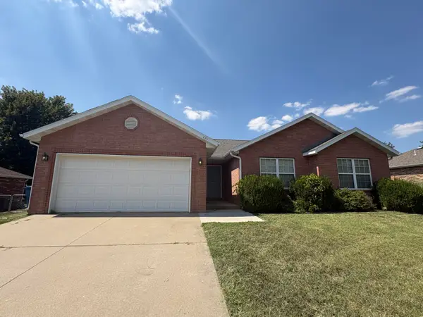 429 N Douglas Drive, Republic, MO 65738