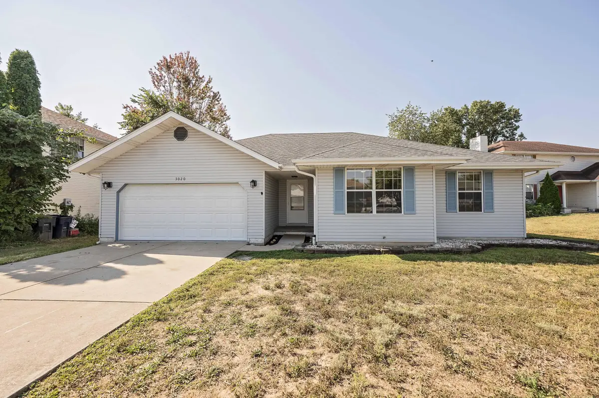 3020 W Melbourne Street, Springfield, MO 65810 - #1
