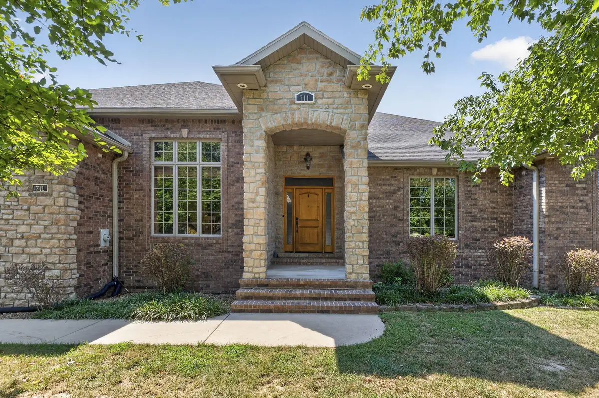 711 E Stone Ridge Drive, Ozark, MO 65721 - #1
