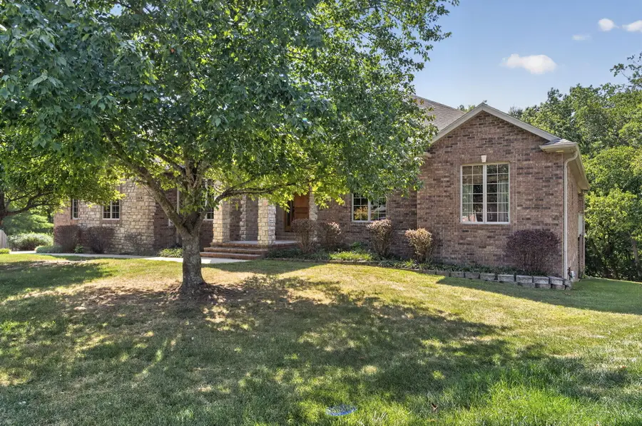 711 E Stone Ridge Drive, Ozark, MO 65721 - #2
