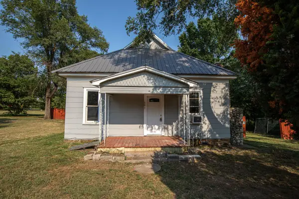 309 S Golden Street, Jerico Springs, MO 64756