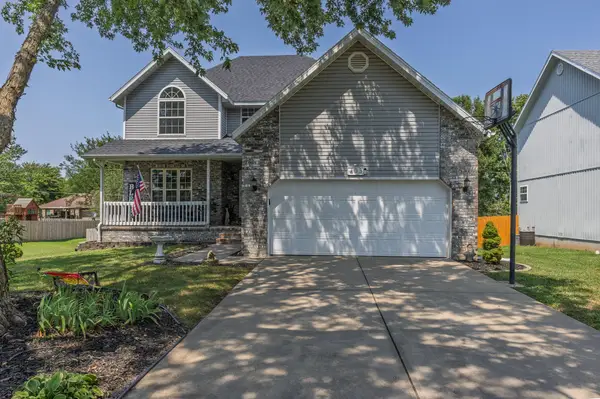 403 E Halsey Street, Republic, MO 65738