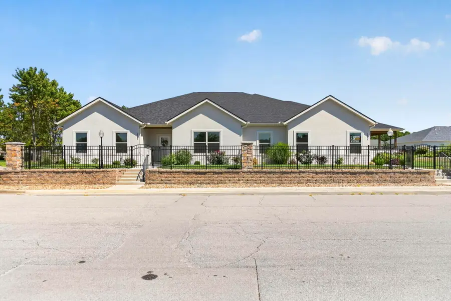 1908/1910 Buena Vista Avenue, Carthage, MO 64836 - #2