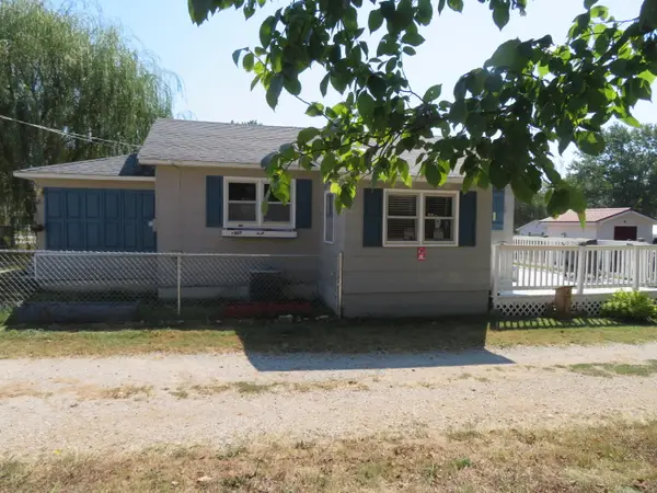 200 E Lee Street, Humansville, MO 65674