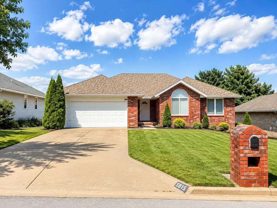 3945 W Cardinal Street, Springfield, MO 65810 - #2